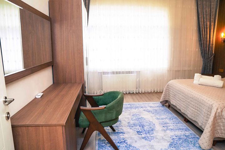 Room 34 of 117