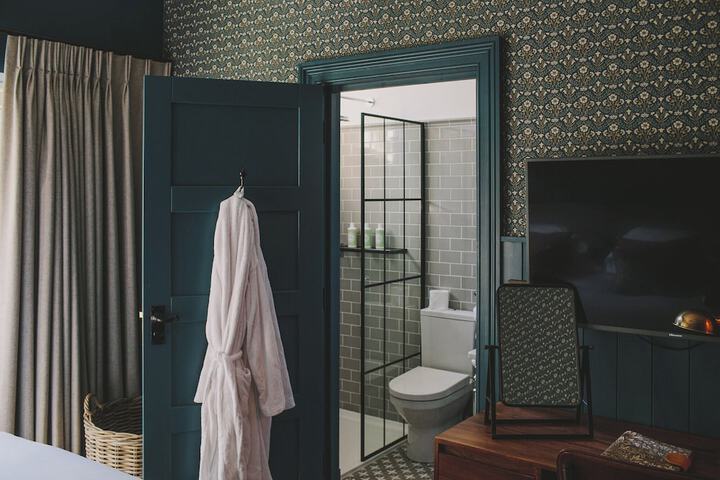 Room 41 of 58