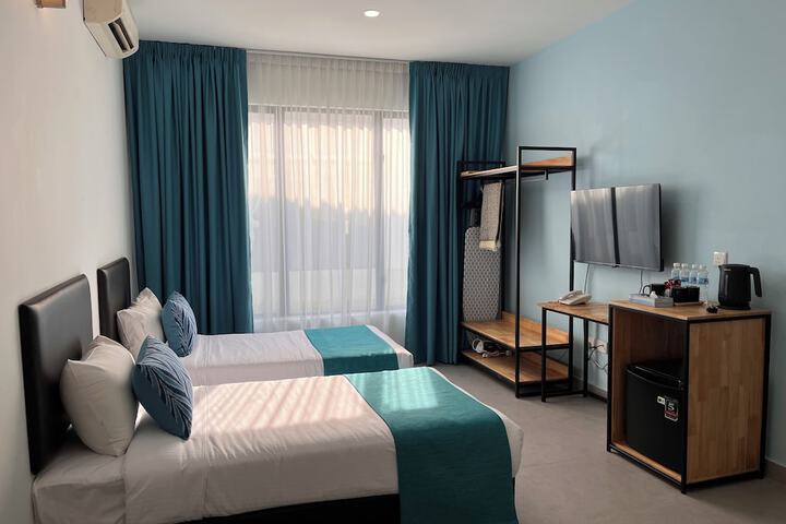 Room 15 of 29