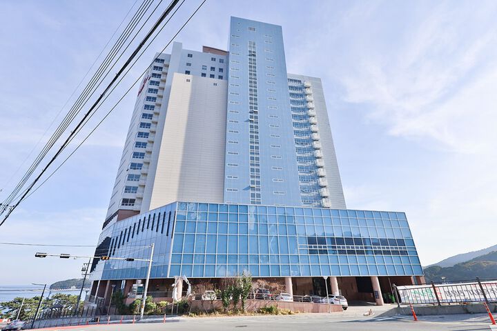 Hotel 17 of 108