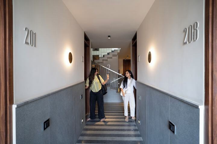 Ballroom/Hall 84 of 97