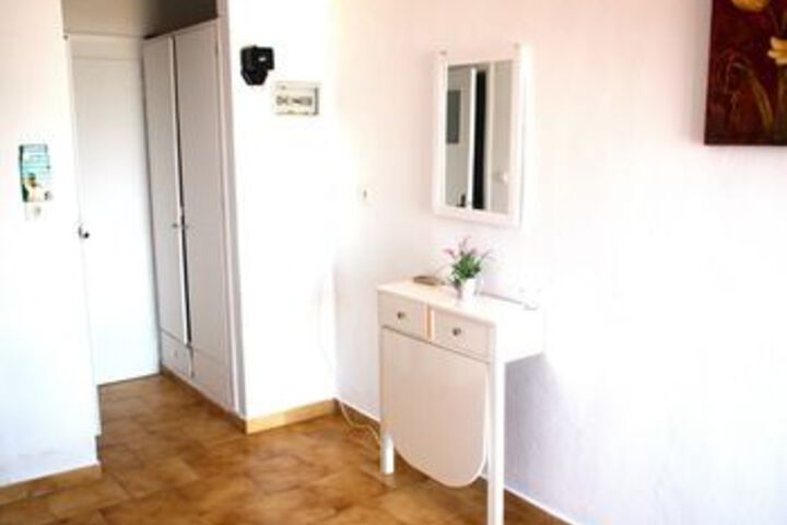 Room 21 of 29