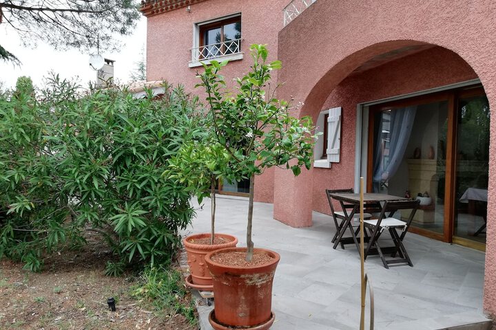 Terrace/Patio 36 of 37