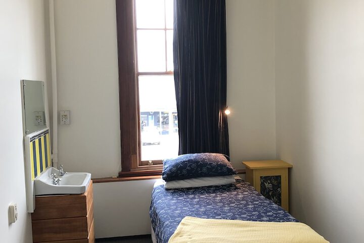 Room 10 of 57