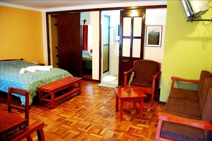 Room 15 of 32