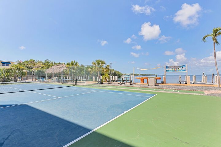 Tennis and Basketball Courts 10 of 18