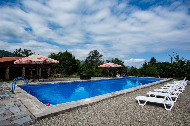Pool 55 of 103