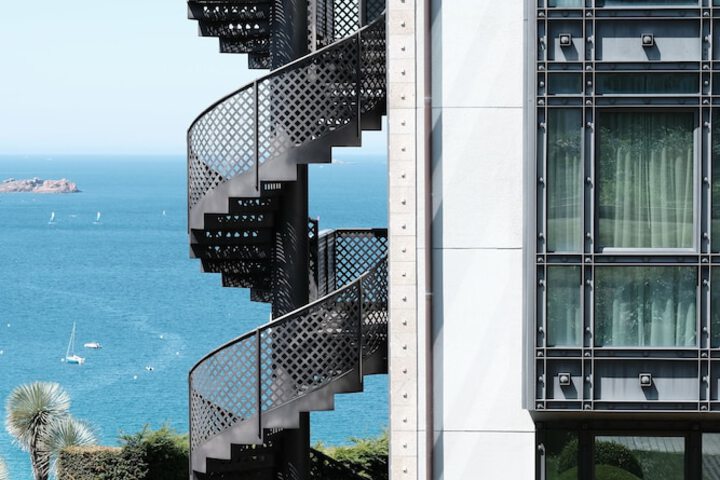 Hotel 73 of 78