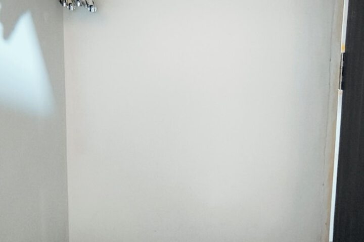 Room 44 of 76