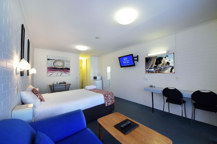 Room 10 of 53