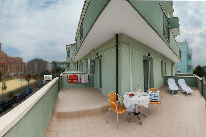 Terrace/Patio 22 of 64