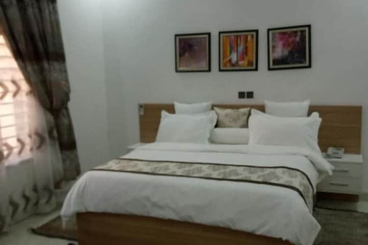 Room 7 of 20