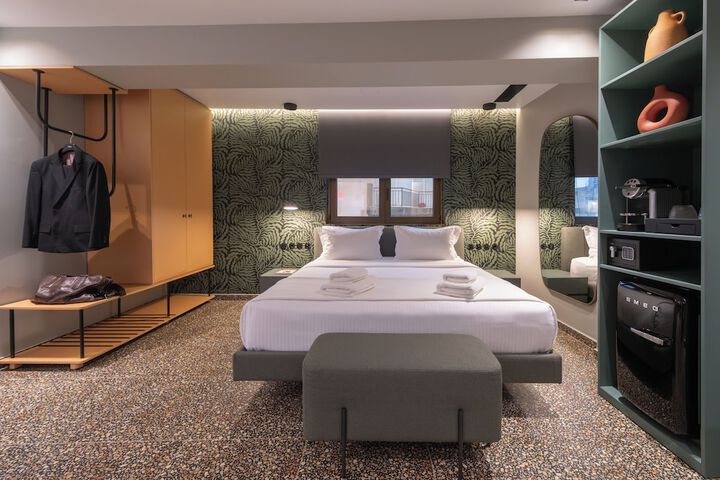 Room 46 of 125