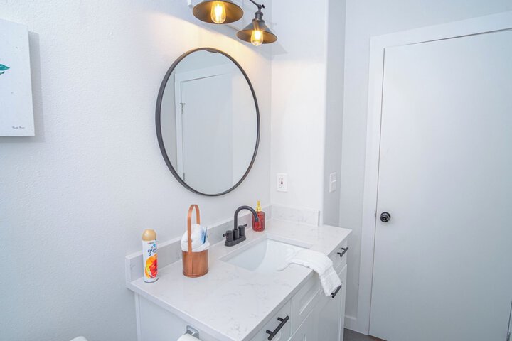 Room 11 of 29