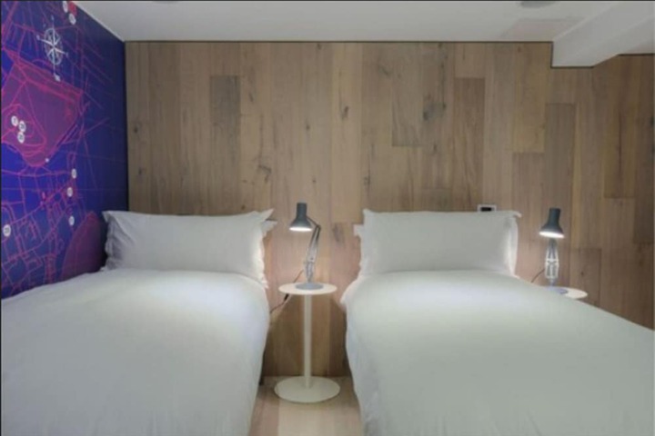 Room 29 of 59