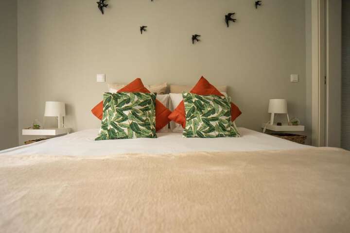 Room 6 of 55