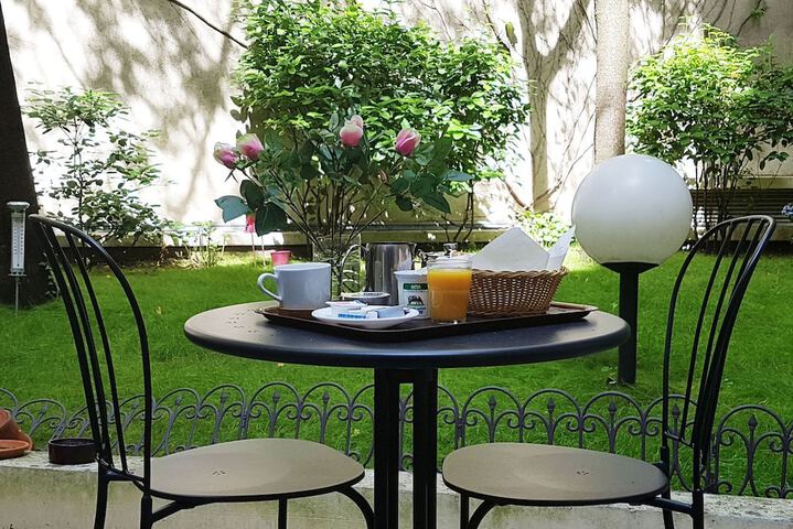 Breakfast/Coffee Service 38 of 54