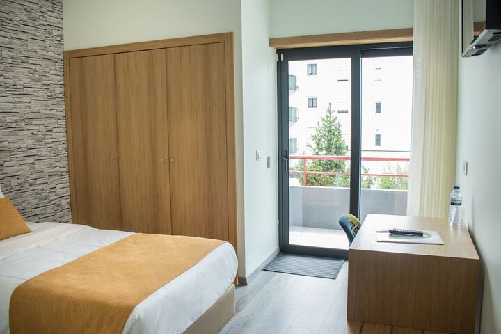 Room 10 of 36