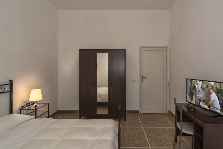 Room 17 of 64