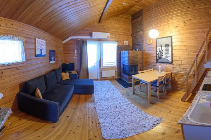 Room 7 of 91