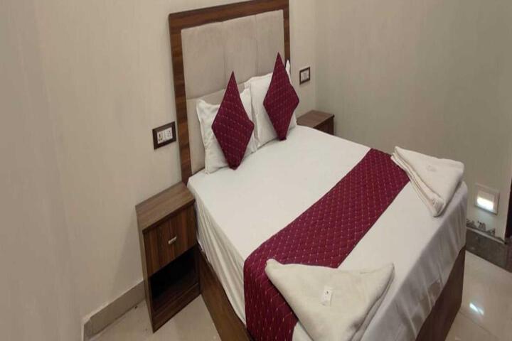 Hotel Blue Sky Residency