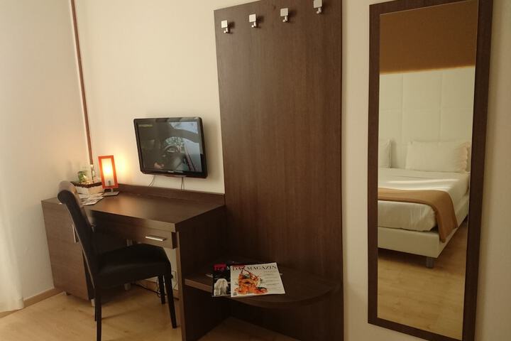 Room amenity