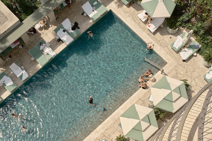 Pool 34 of 58
