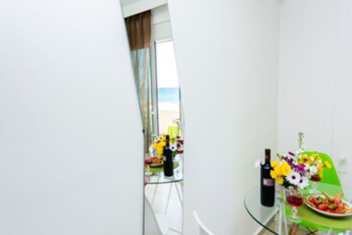 Room 41 of 63