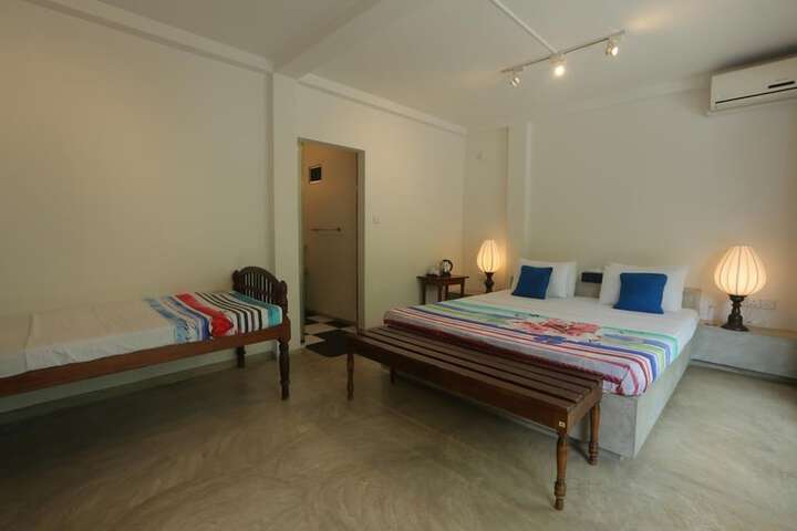 Room 21 of 72