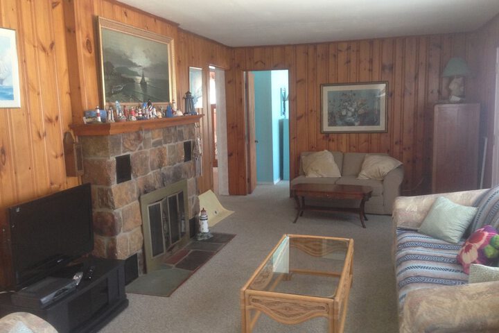 Room 11 of 29