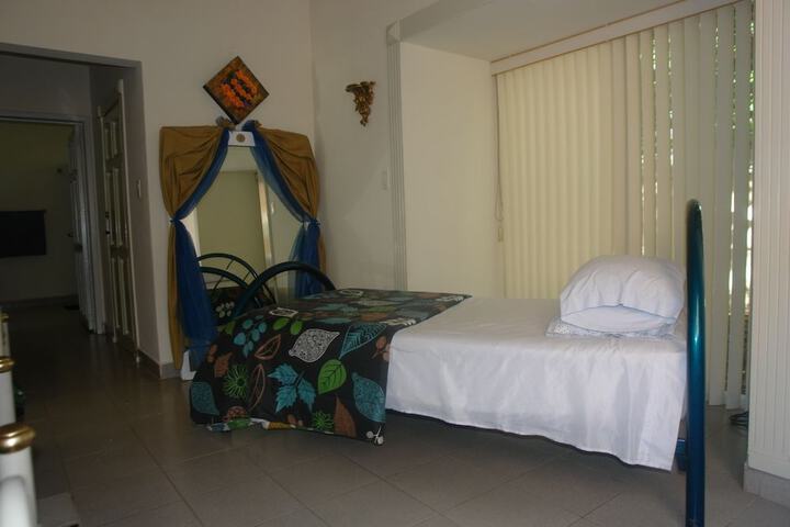 Room 8 of 29