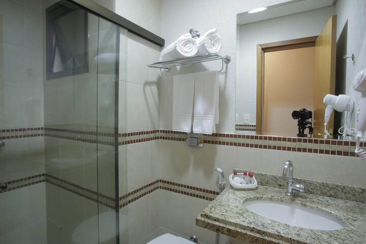 Room 35 of 84