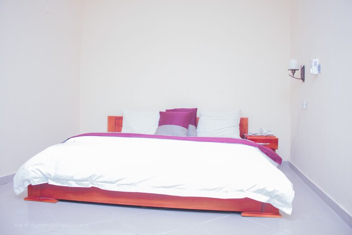 Room 6 of 21