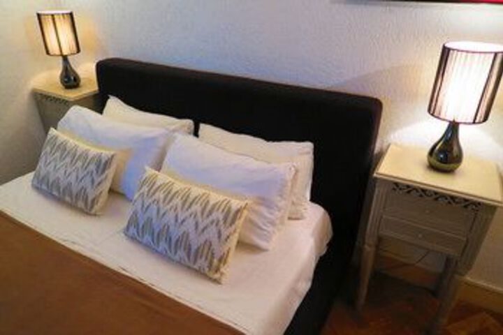 Room 5 of 19