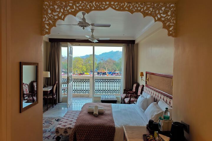 Gauri Ganga at Har Ki Pauri (with Private Ganga Ghat) in Haridwar