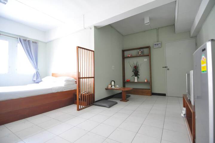 Room 3 of 9