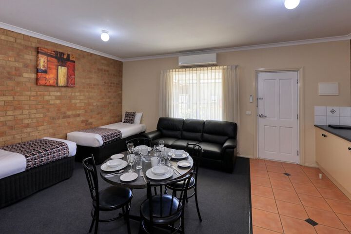 Room 19 of 50