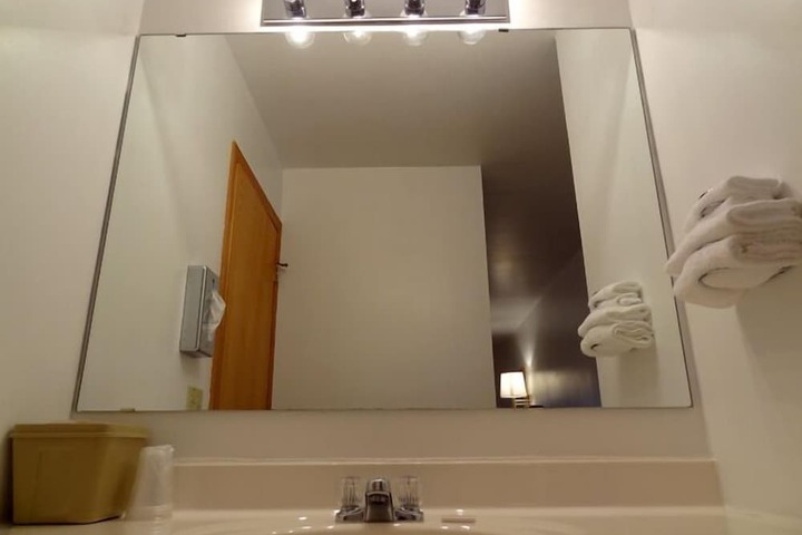 Room 20 of 23