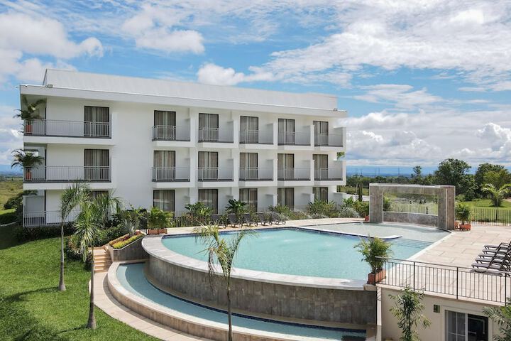 Hotel Arboreo Doradal in Puerto Triunfo