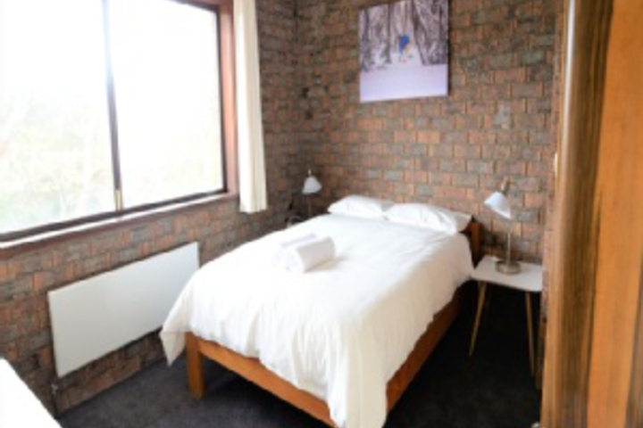 Room 297 of 693