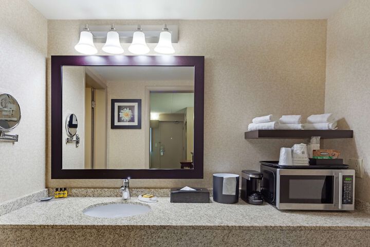 Room 27 of 50