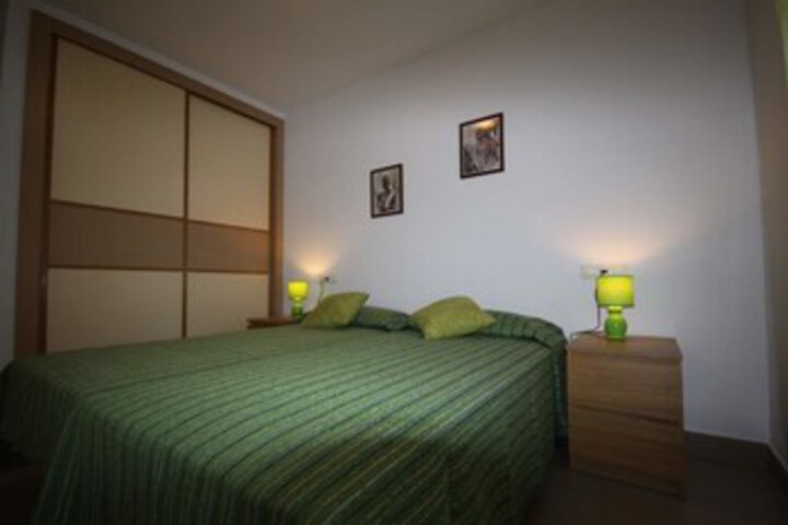 Room 15 of 16