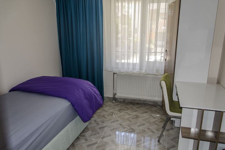 Room 18 of 34