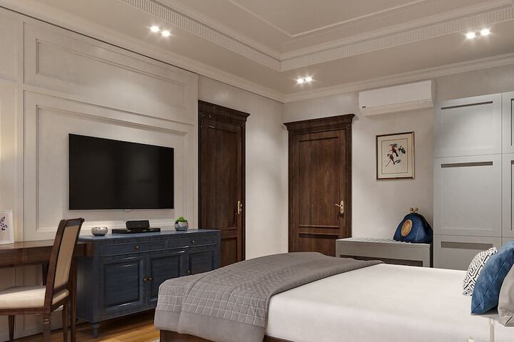 Room 43 of 87