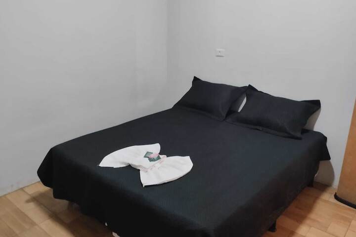 Room 13 of 34
