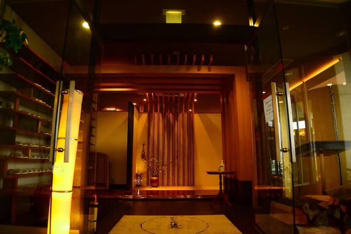 Dining Photos
