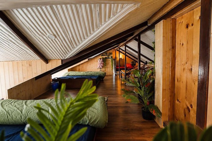 Room 15 of 35