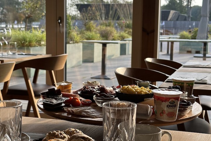 Breakfast/Coffee Service 35 of 46