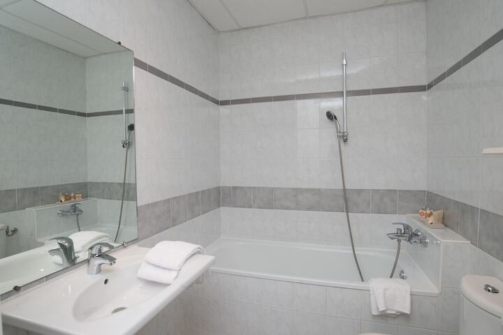 Clean Restrooms