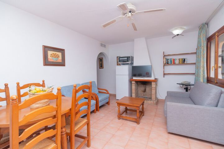 Room 25 of 60